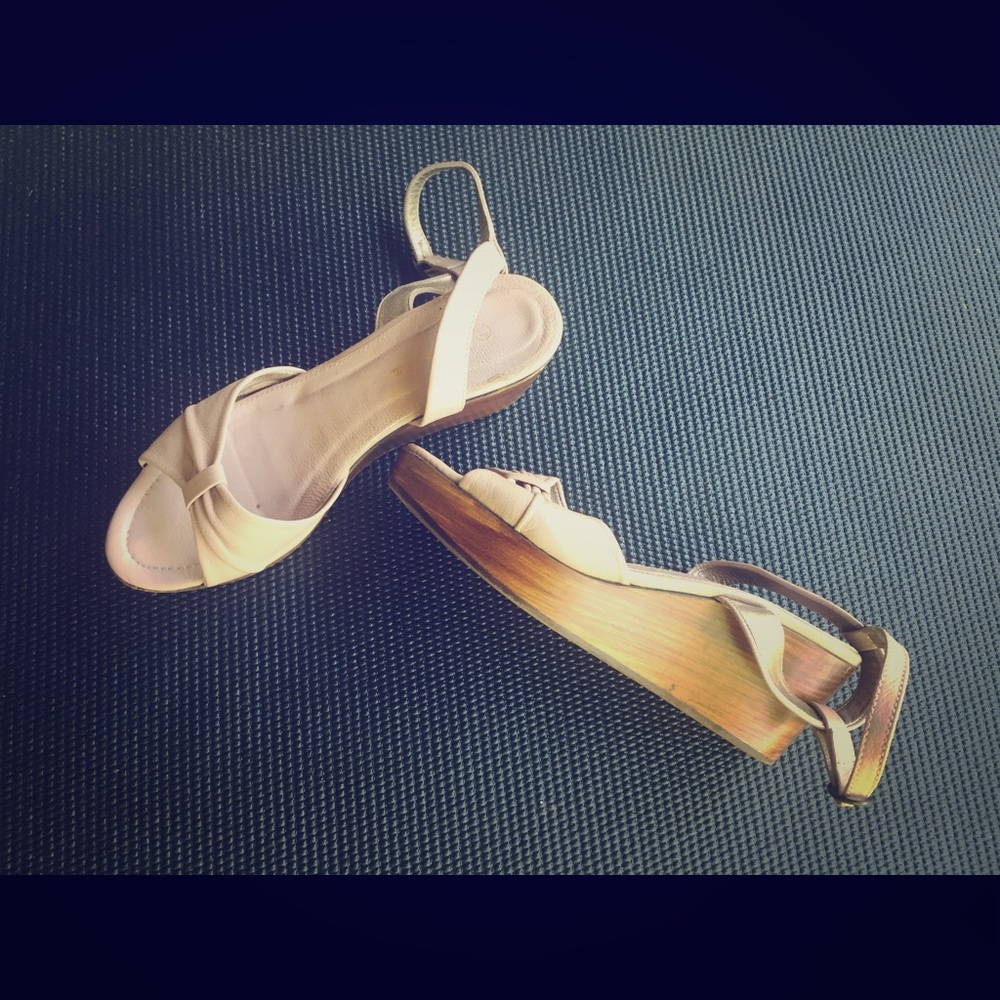 Blush women shoes
